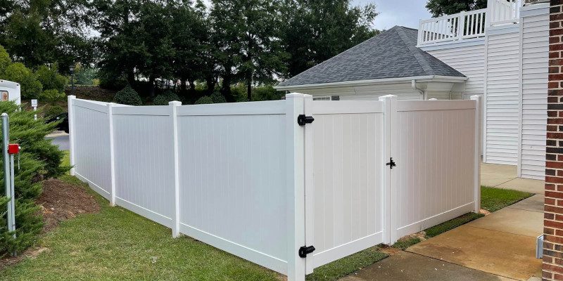 Vinyl Fences in Lexington, South Carolina